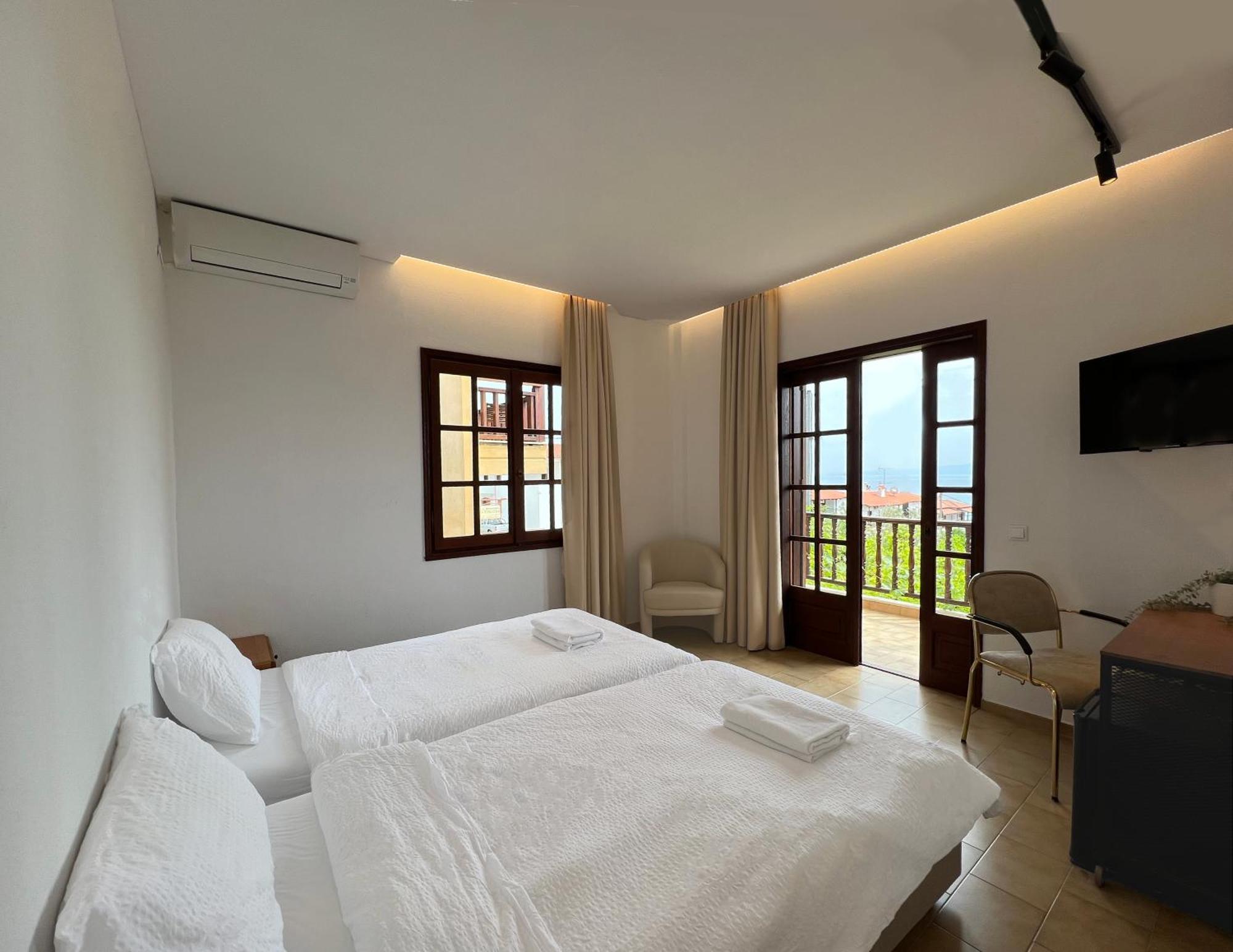 אואוראנואופולי Viva Properties מראה חיצוני תמונה