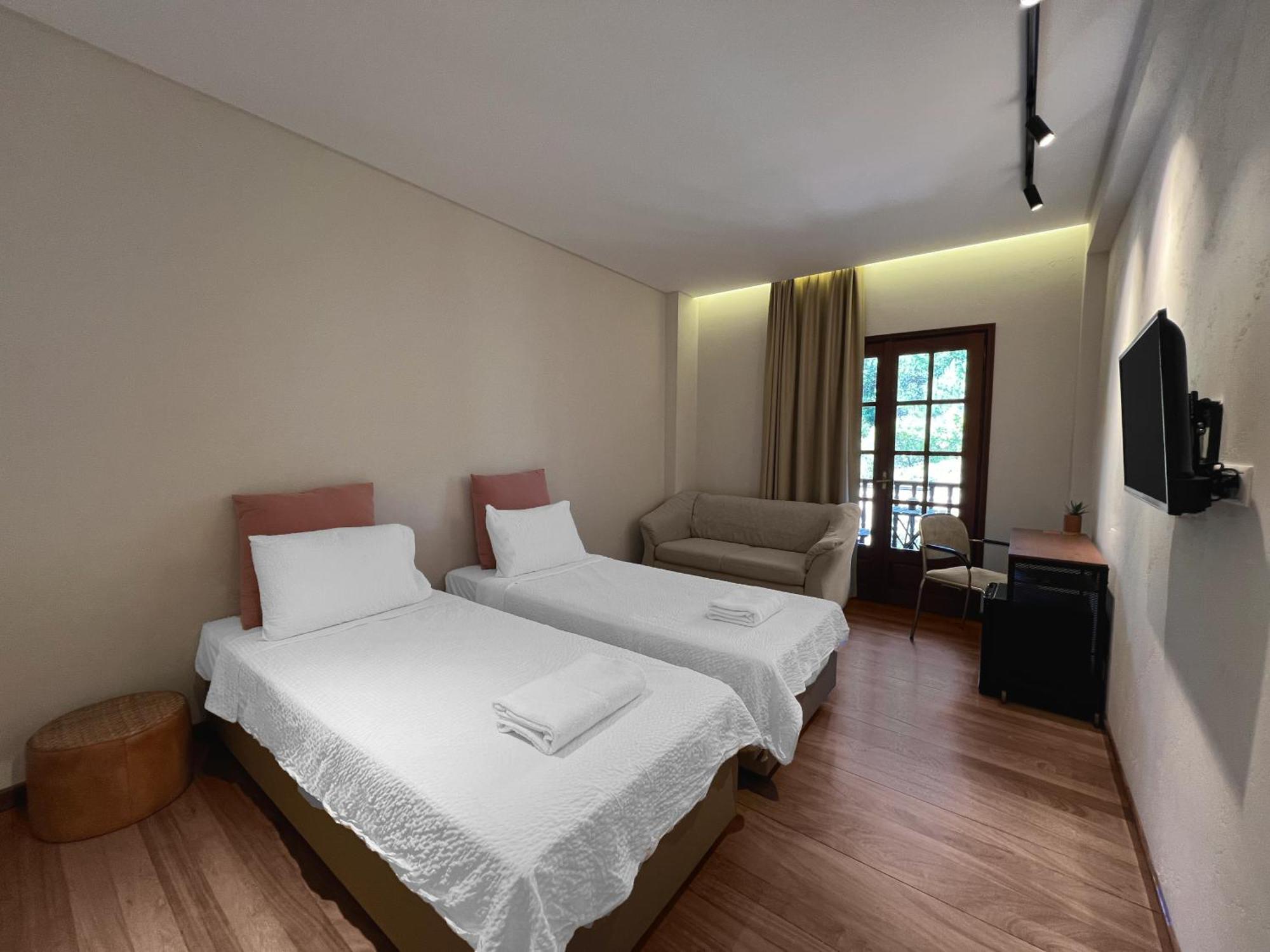 אואוראנואופולי Viva Properties מראה חיצוני תמונה