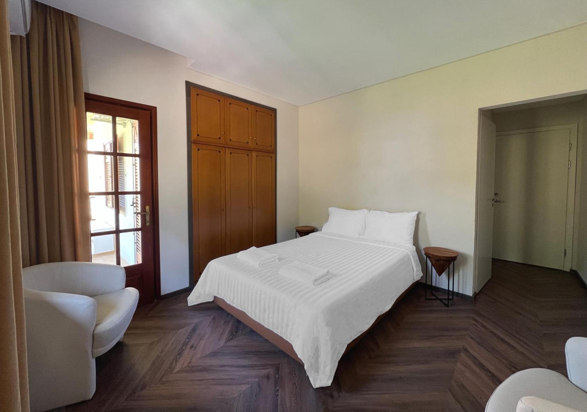 אואוראנואופולי Viva Properties מראה חיצוני תמונה