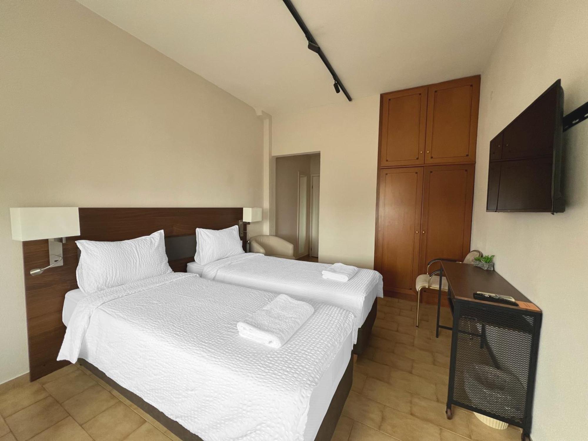 אואוראנואופולי Viva Properties מראה חיצוני תמונה